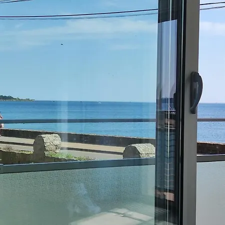 T3 De 74m2 Tres Lumineux Vue Panoramique Et Plages Appartamento *